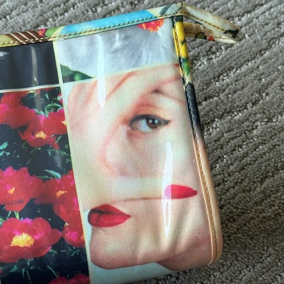 Kate Spade Y2K Rare Collage Cosmetic Pouch - Picture 6 of 14